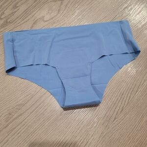 NWT Cheeky Seamless Underwear Mid Rise